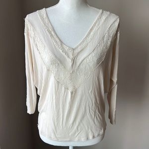 Love 21 top with lace